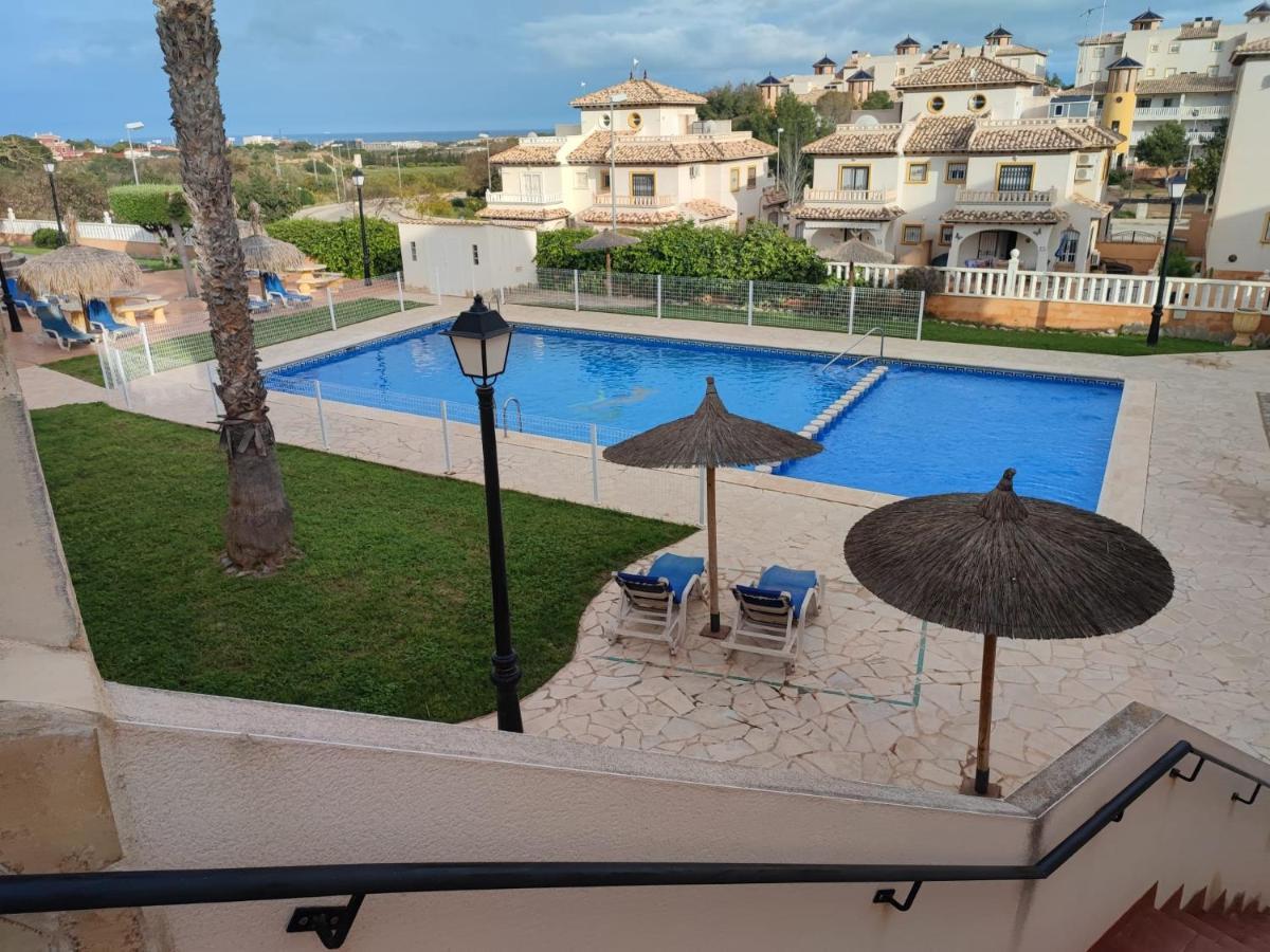Apartamento En La Zenia Apartment Orihuela Ngoại thất bức ảnh
